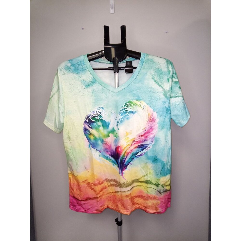 Multicolor Heart Print Short Sleeve Tee